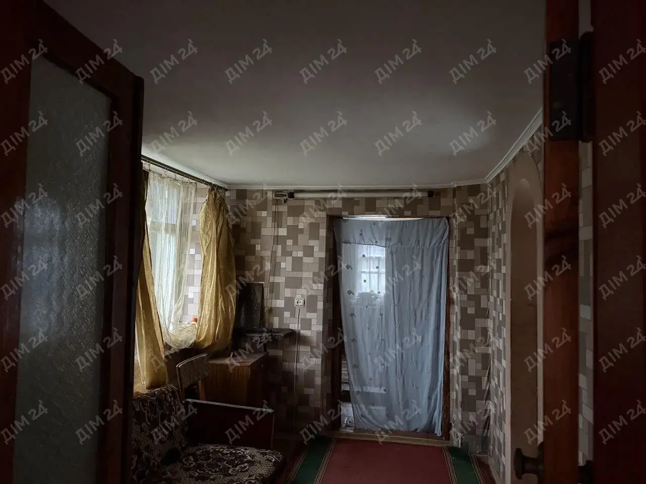 Будинок в Рибцях з великою ділянкою