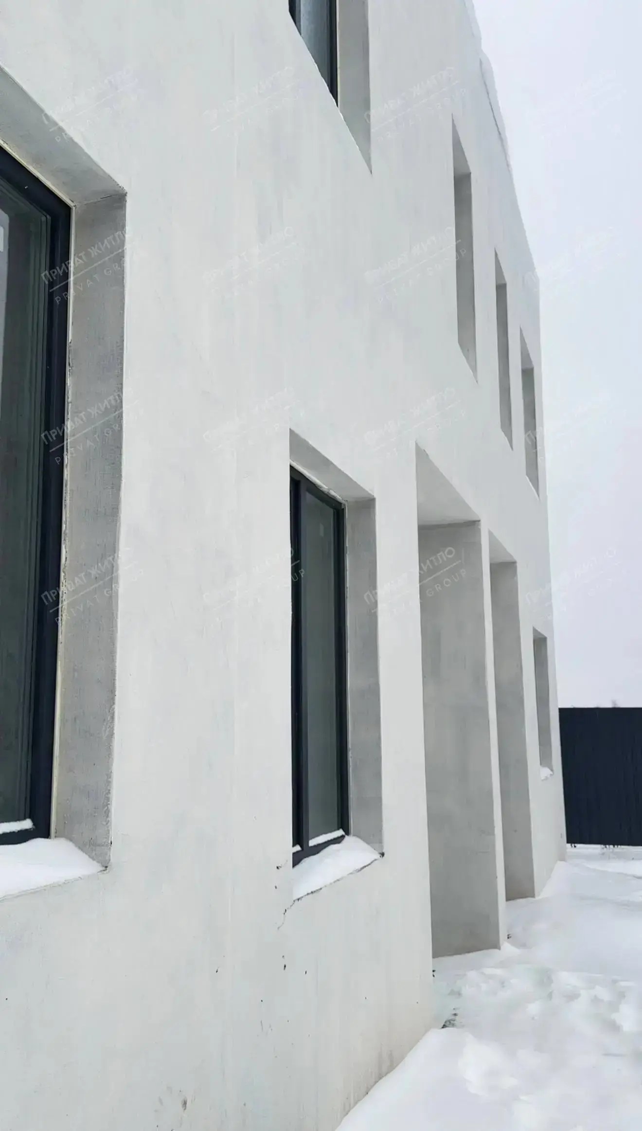 Новий сучасний таунхаус