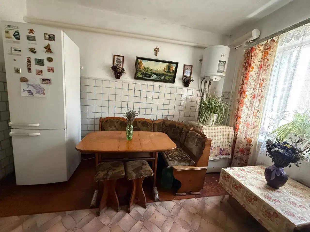 Окремий будинок з ремонтом на Монастирскій Горі