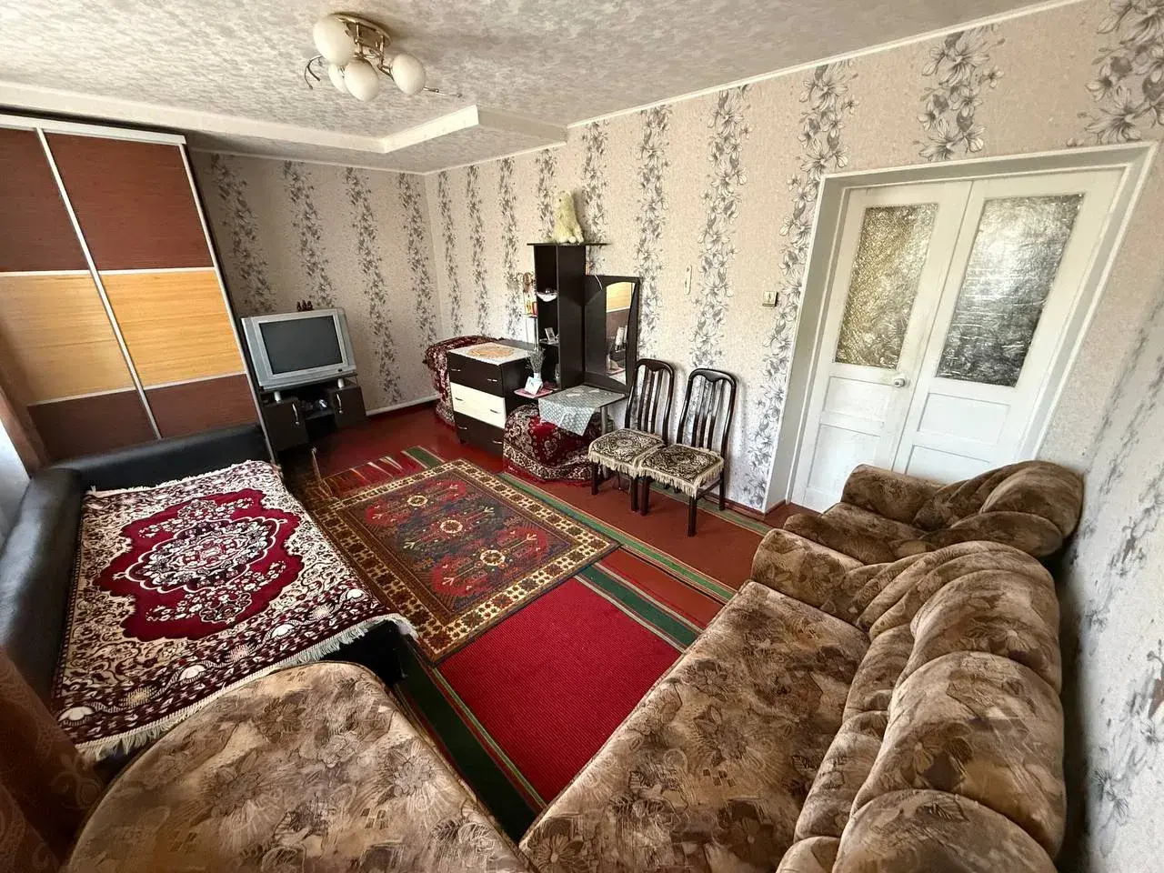 Окремий будинок з ремонтом на Монастирскій Горі