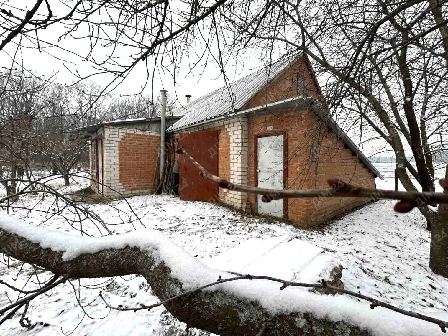 Будинок за 7 км від Полтави (с. Великий Тростянець)