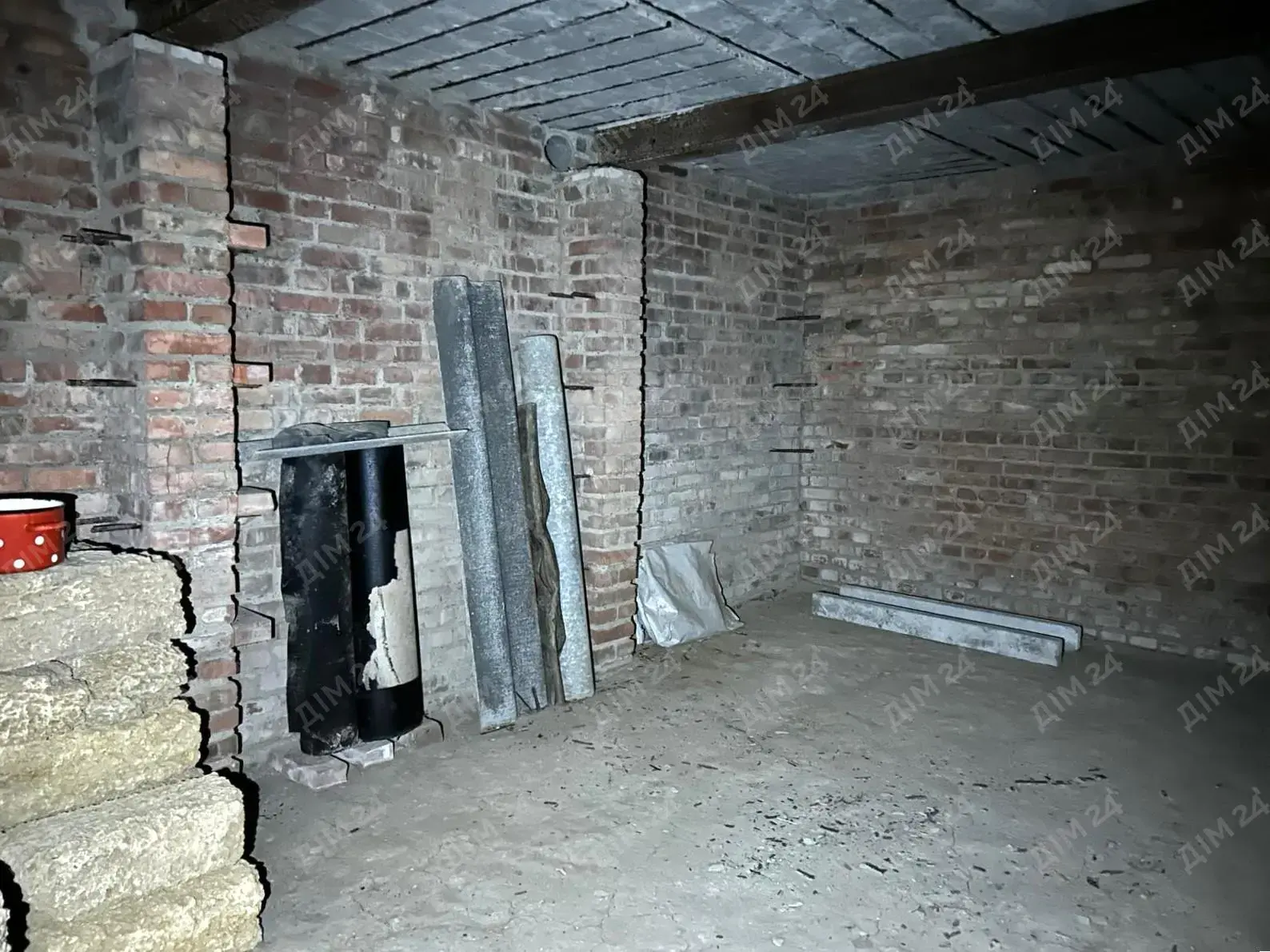 Будинок за 7 км від Полтави (с. Великий Тростянець)