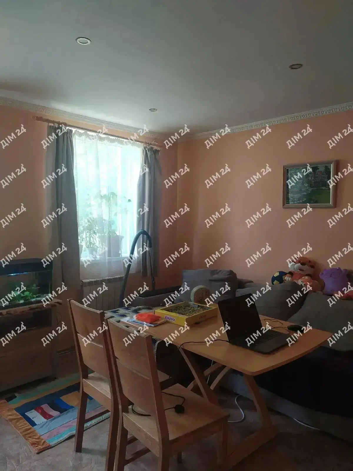 Затишна частина будинку в селі Степне Полтавського району