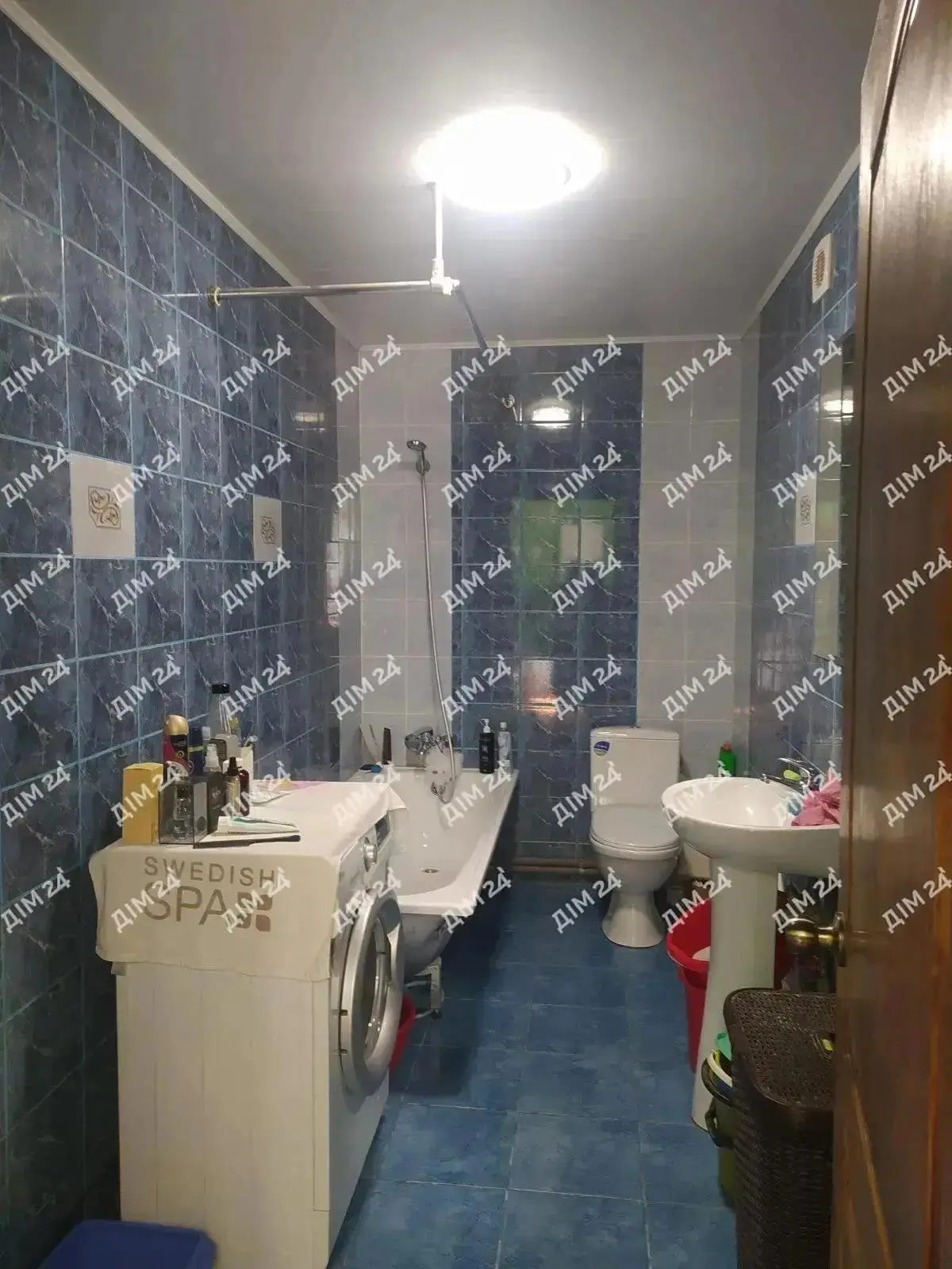 Затишна частина будинку в селі Степне Полтавського району