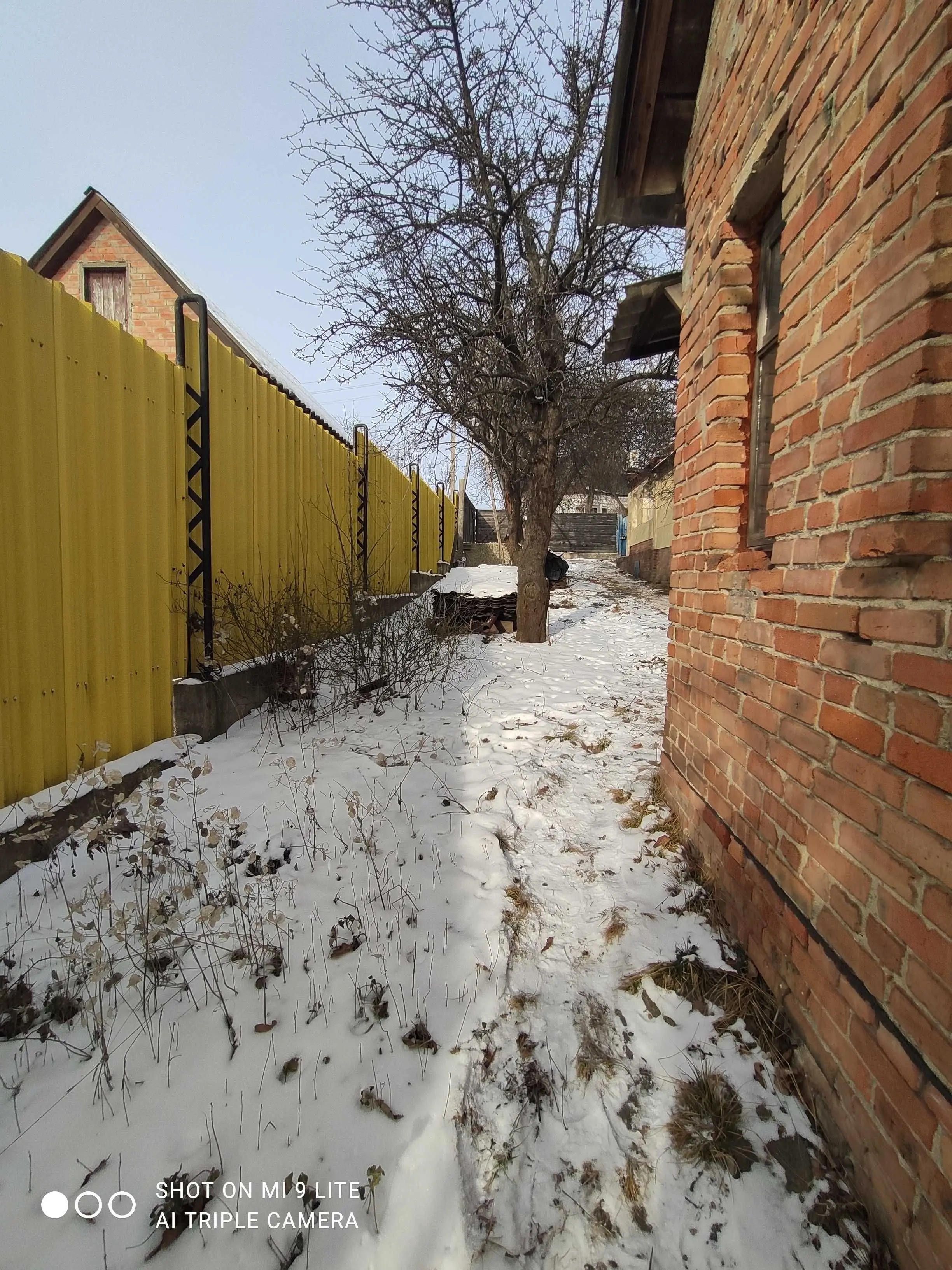 Будинок у Полтаві з потенціалом на майбутнє 