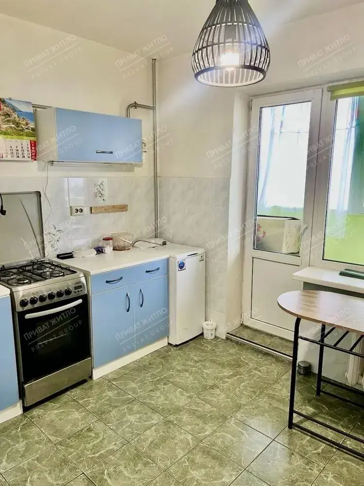 Однокімнатна квартира на Розсошенцях!