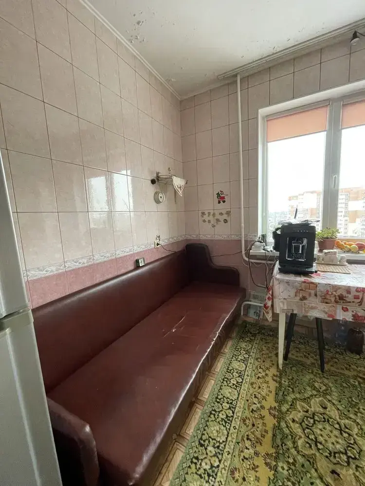 Однокімнатна квартира на Алмазному! 