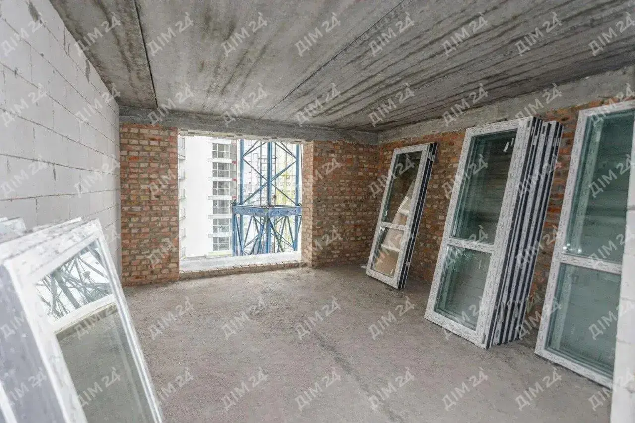 Трикімнатна квартира з панорамою на Полтавські  "Карпати"!