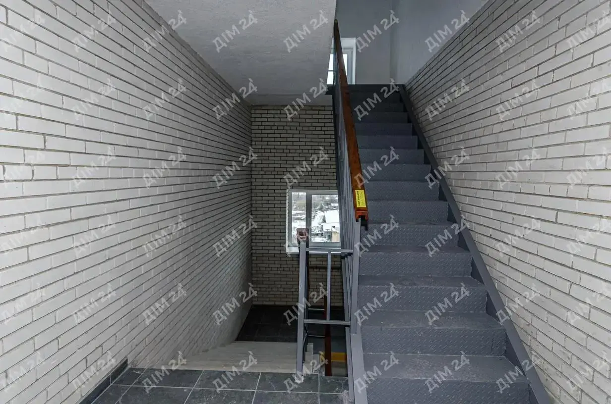 Дворівнева квартира, яка має характер
