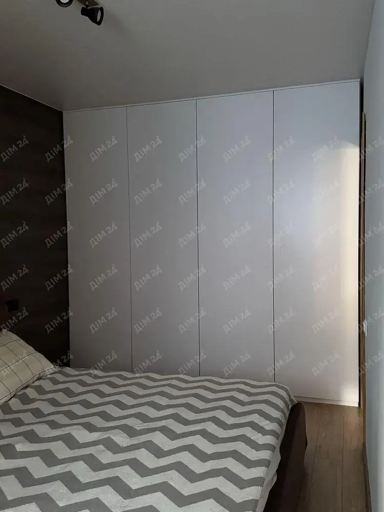 Ідеальна студія плюс одна.