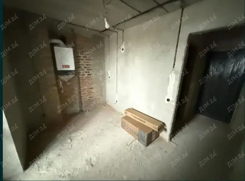 Однокімнатна  з АО на Садах