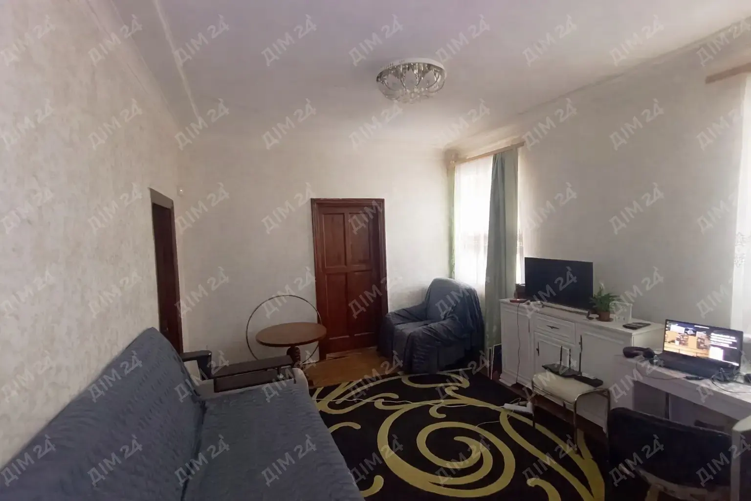 Окремий будинок на Леваді