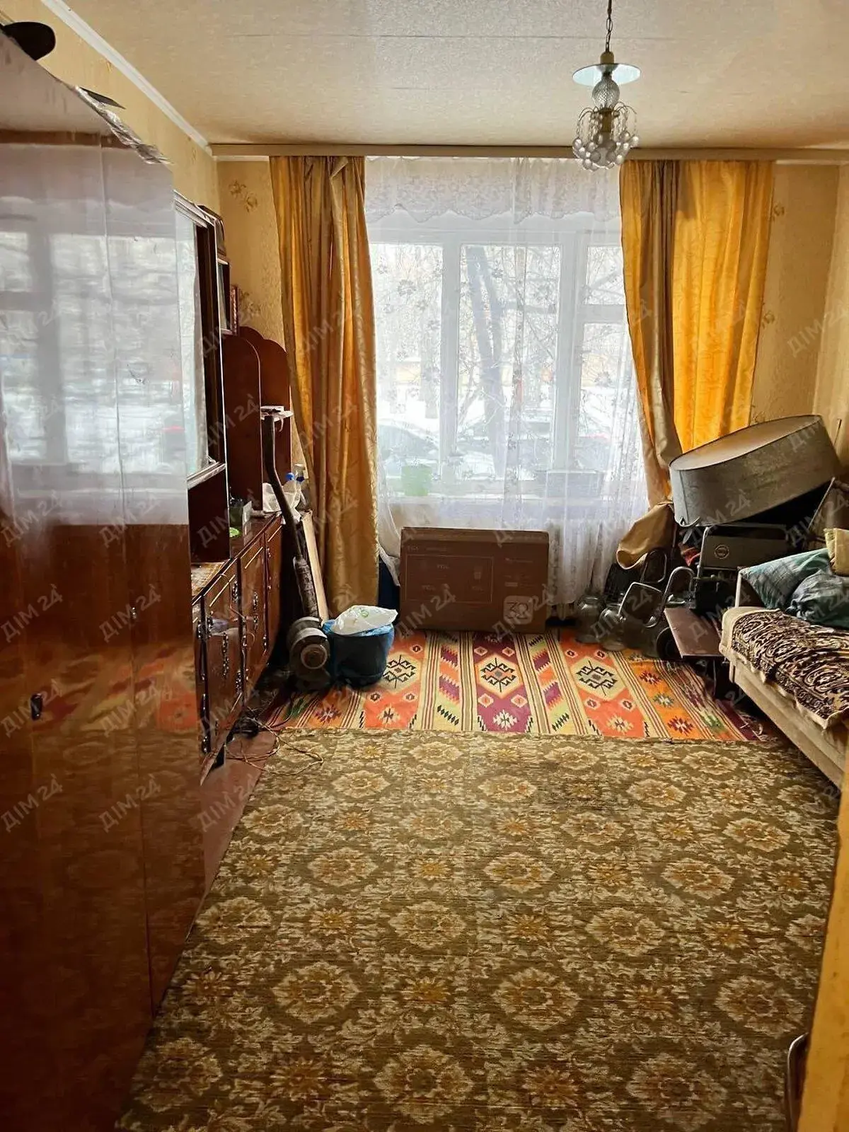 Трикімнатна квартира в районі автовокзалу.