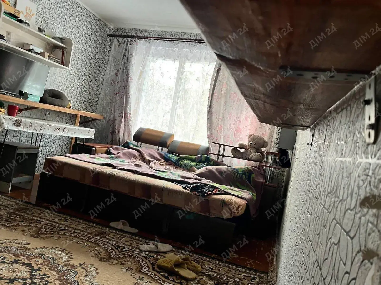 Трикімнатна квартира в районі автовокзалу.