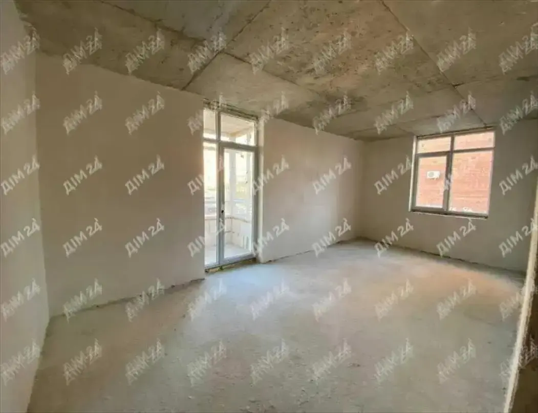 Велика 3-кімнатна з АО. Центр