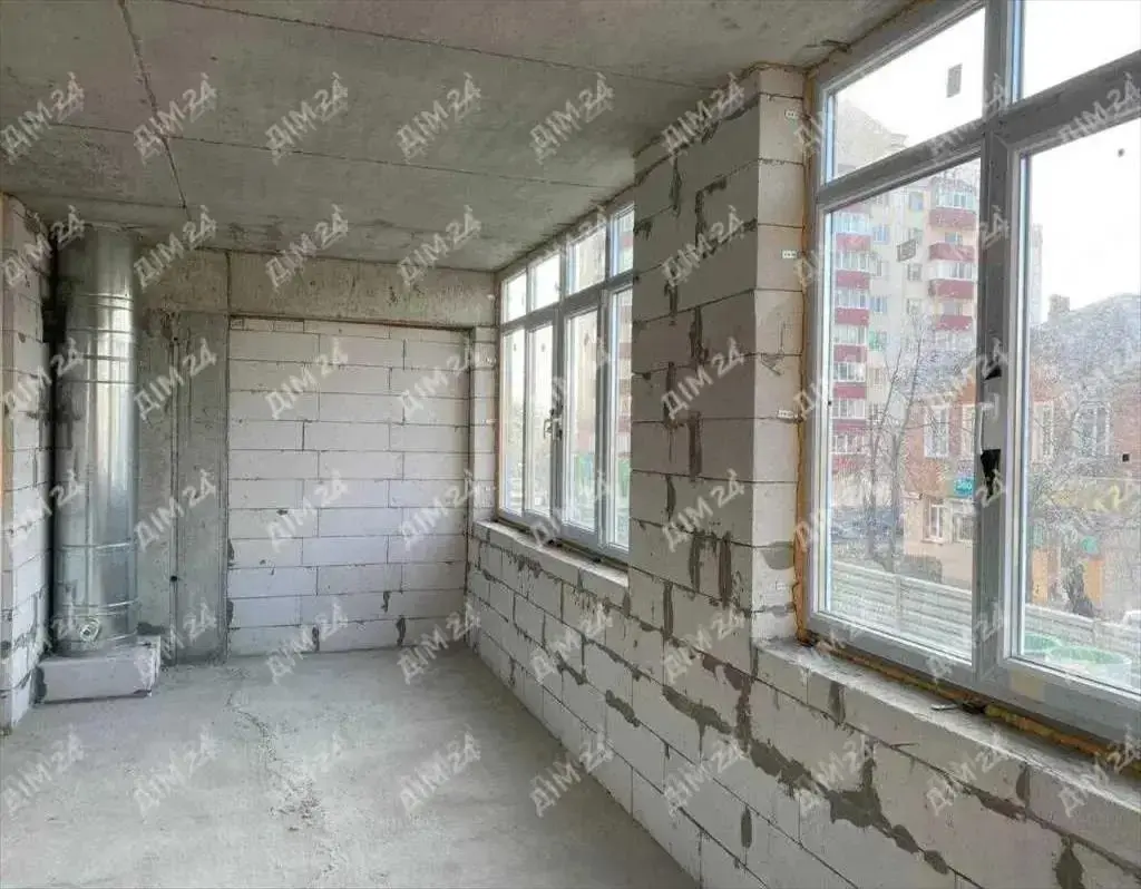 Велика 3-кімнатна з АО. Центр