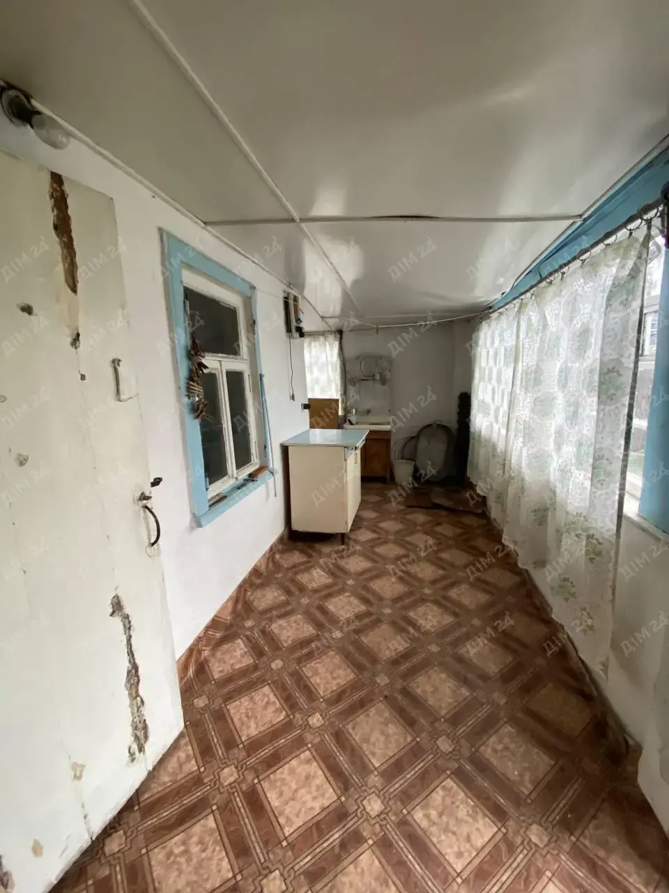 Частина будинку в центрі!