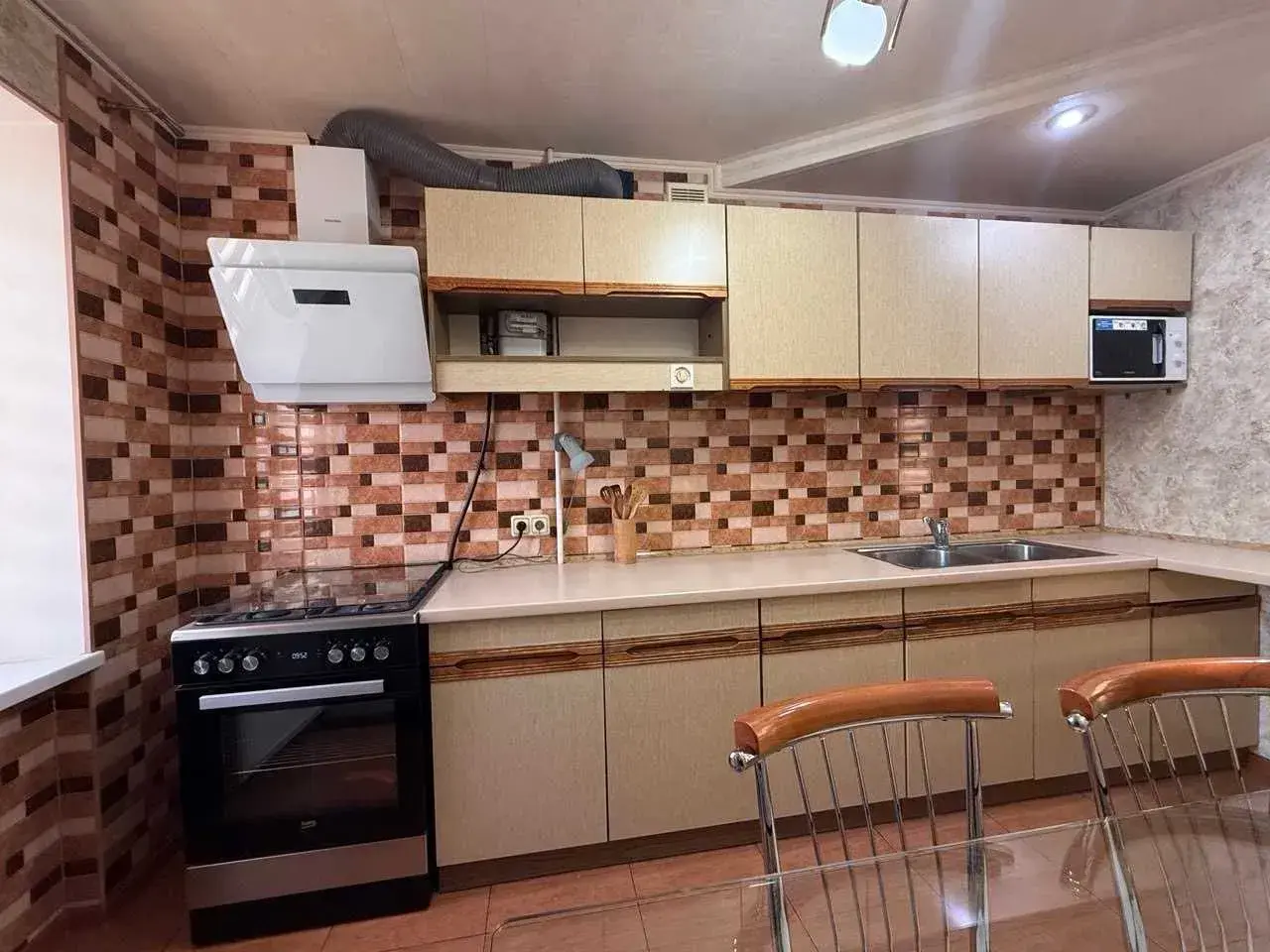 3-кімнатна квартира з ремонтом в районі Перенатального центру