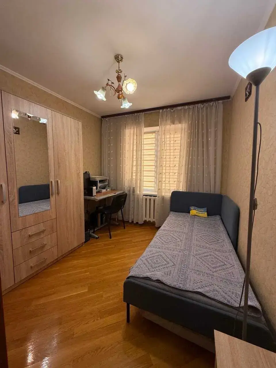 3-кімнатна квартира з ремонтом в районі Перенатального центру