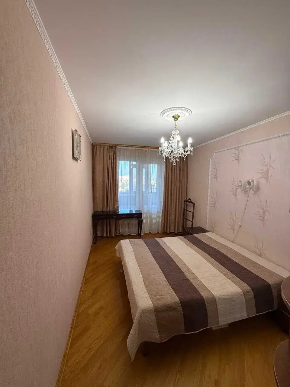 3-кімнатна квартира з ремонтом в районі Перенатального центру