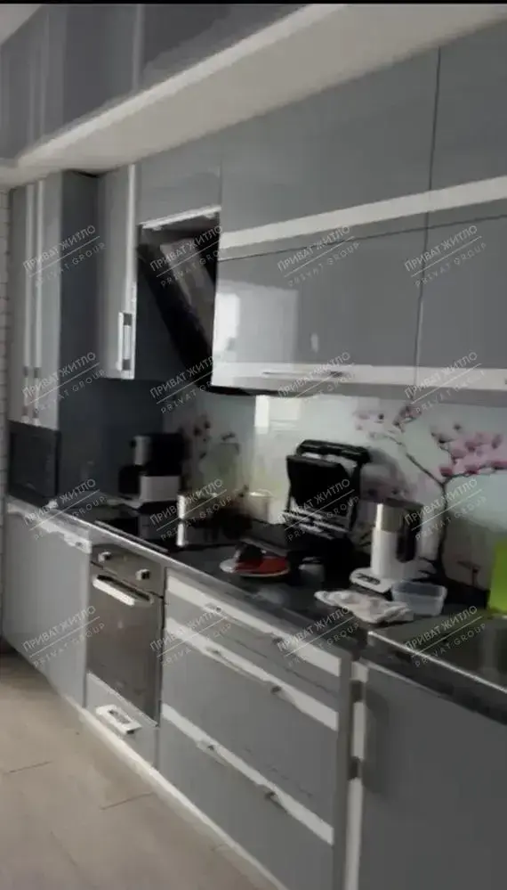 Двокімнатна квартира на Подолі, автономне опалення
