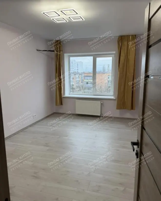 Двокімнатна квартира з індивідуальним опаленням