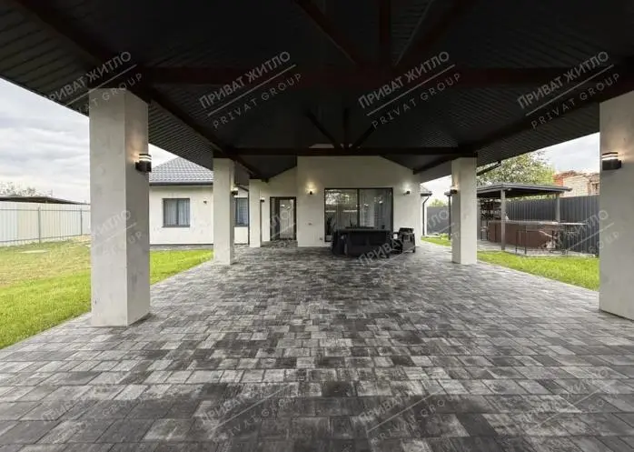 Будинок з євроремонтом в Рибцях! 