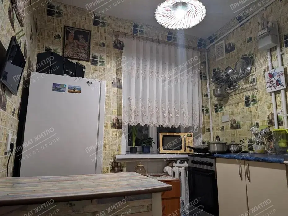 Однокімнатна квартира на Браїлках