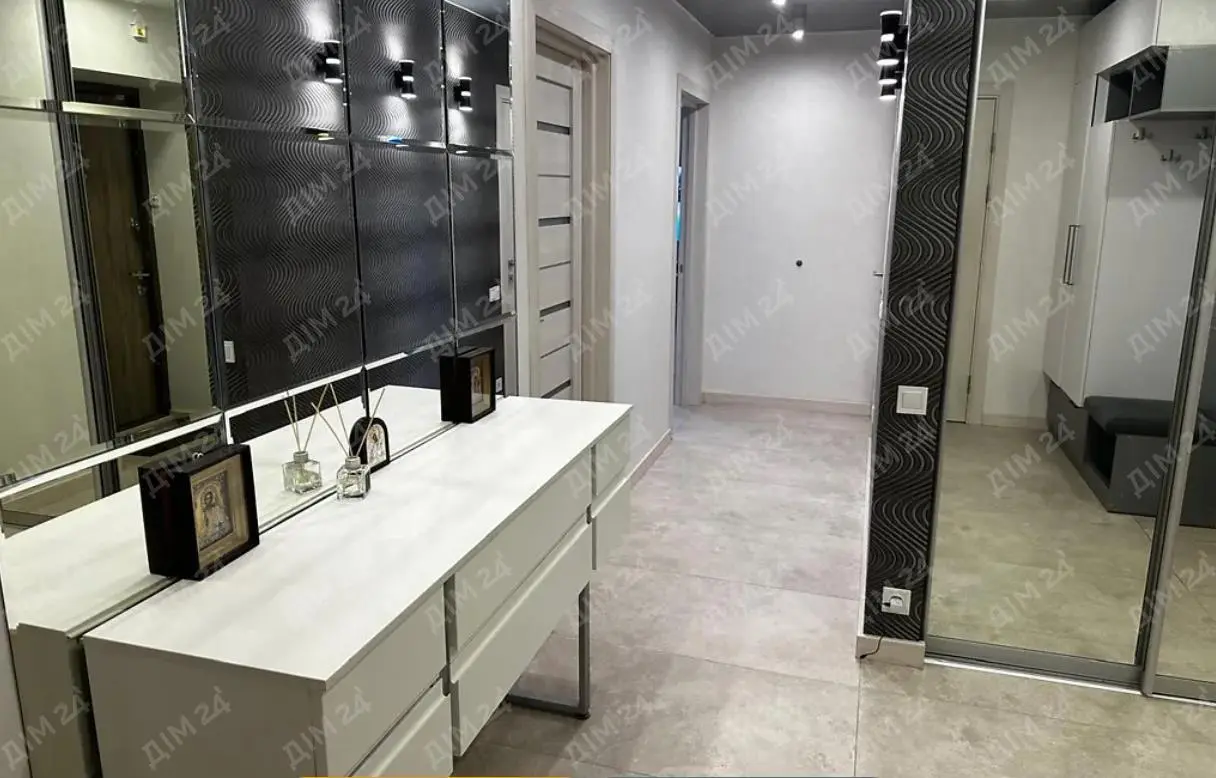 Трикімнатна у сучасному ЖК Павленківський