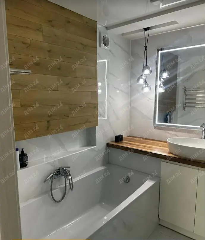 Трикімнатна у сучасному ЖК Павленківський