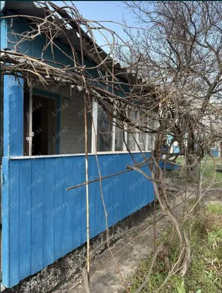 Цегляна дача у Петрівка