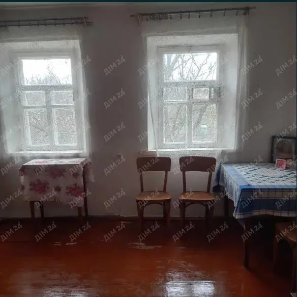 Охайний будинок у Ковалівці, можна і під дачу!