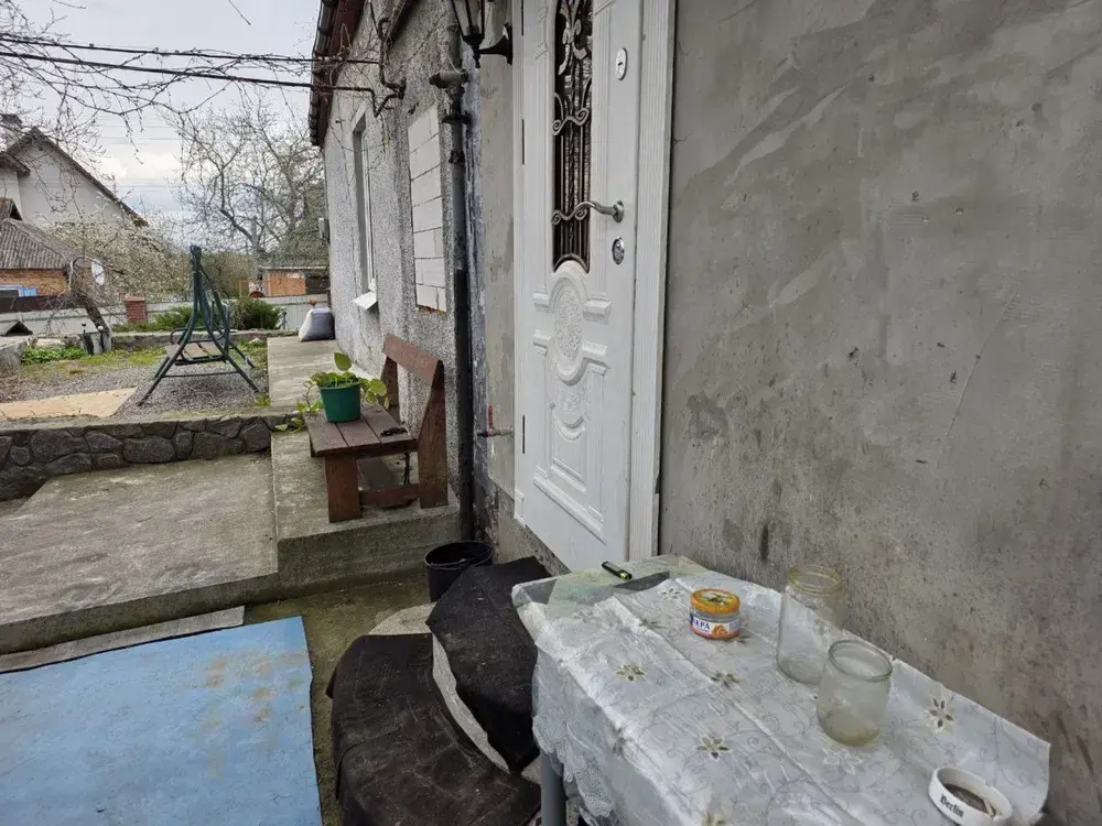 Комфортне житло в центрі: окремий двір + гараж