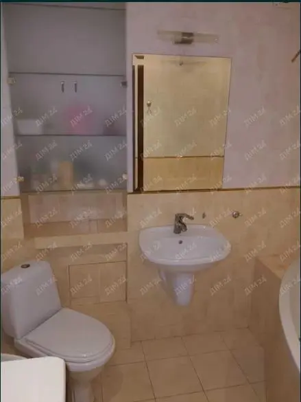 Трикімнатна на Браїлках з автономним опаленням