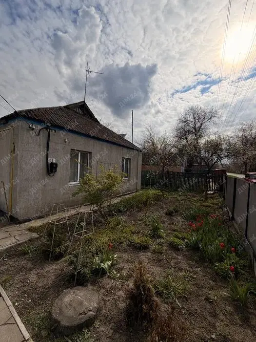 Добротний будинок в смт. Диканька