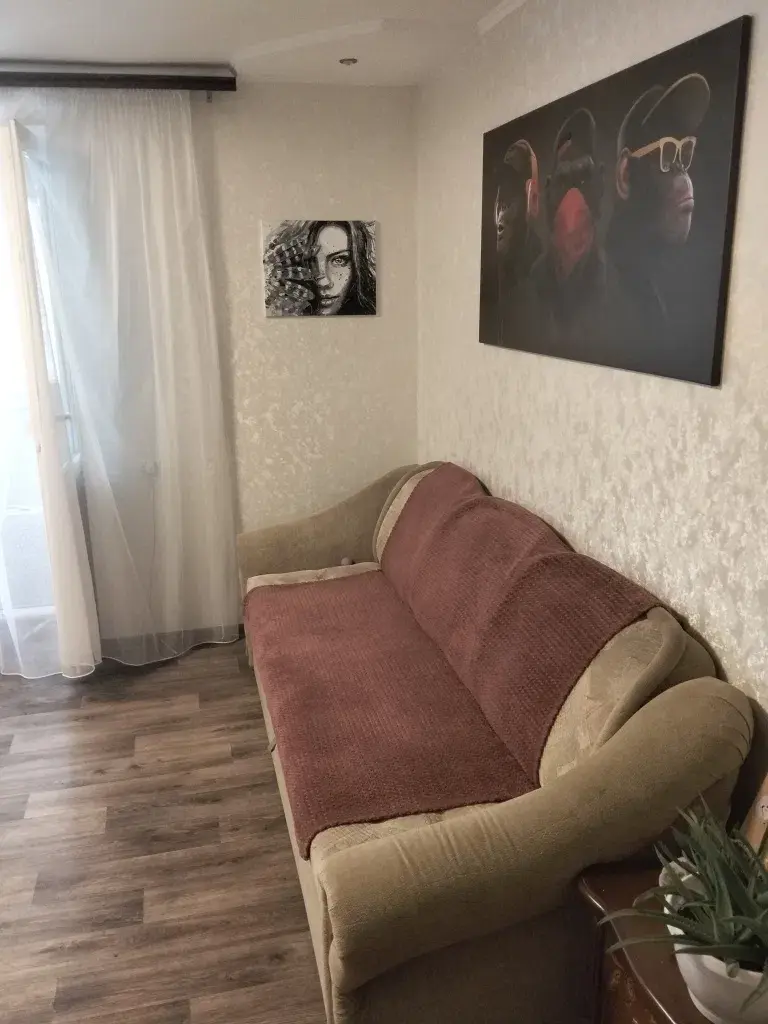 Двокімнатна квартира, Мотель