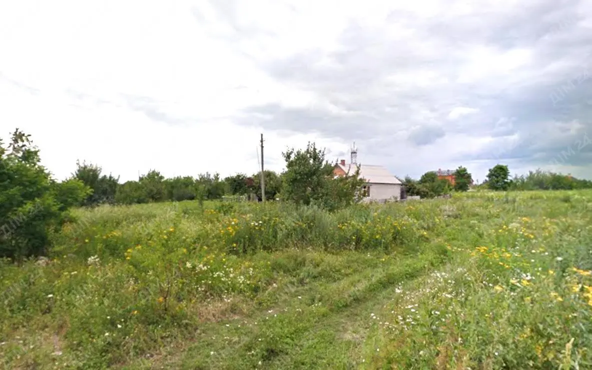 Ділянка з комунікаціями в Гожулах 