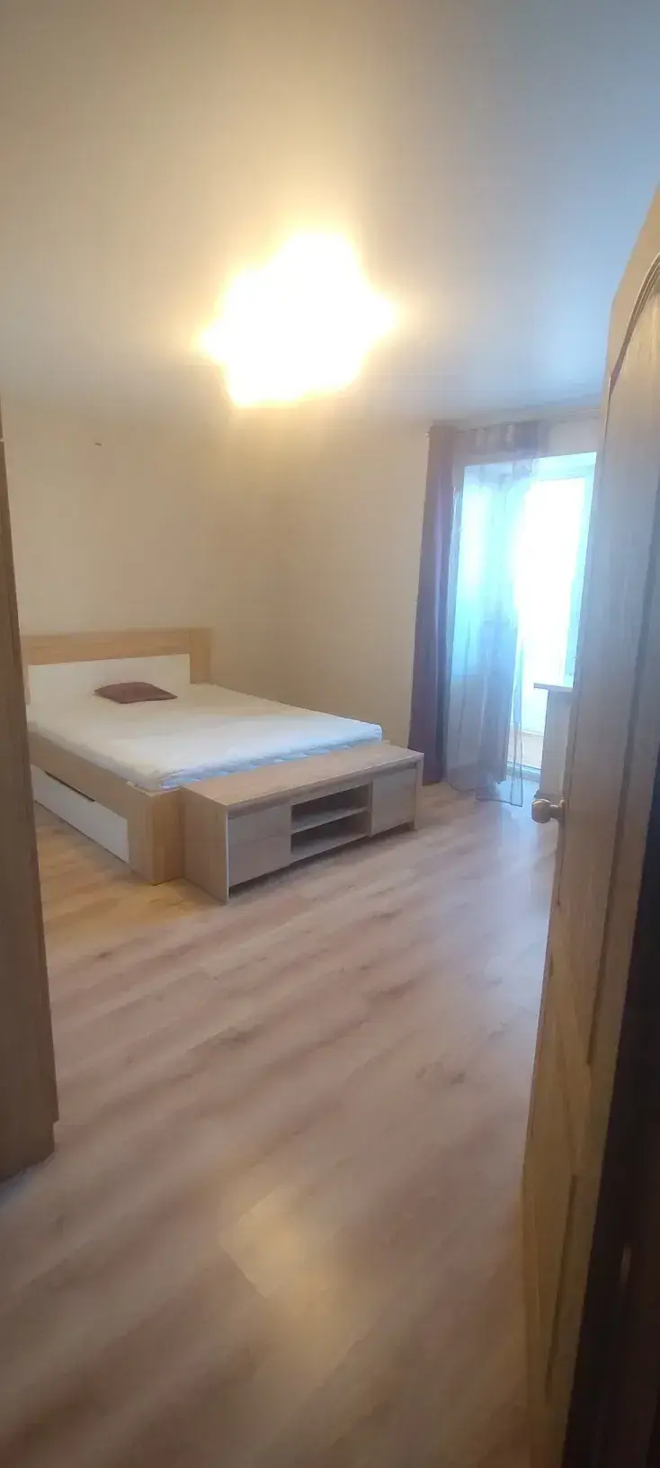 Простора 2 кімнатна квартира на Браїлках. Комфорт, тиша та чудовий краєвид!