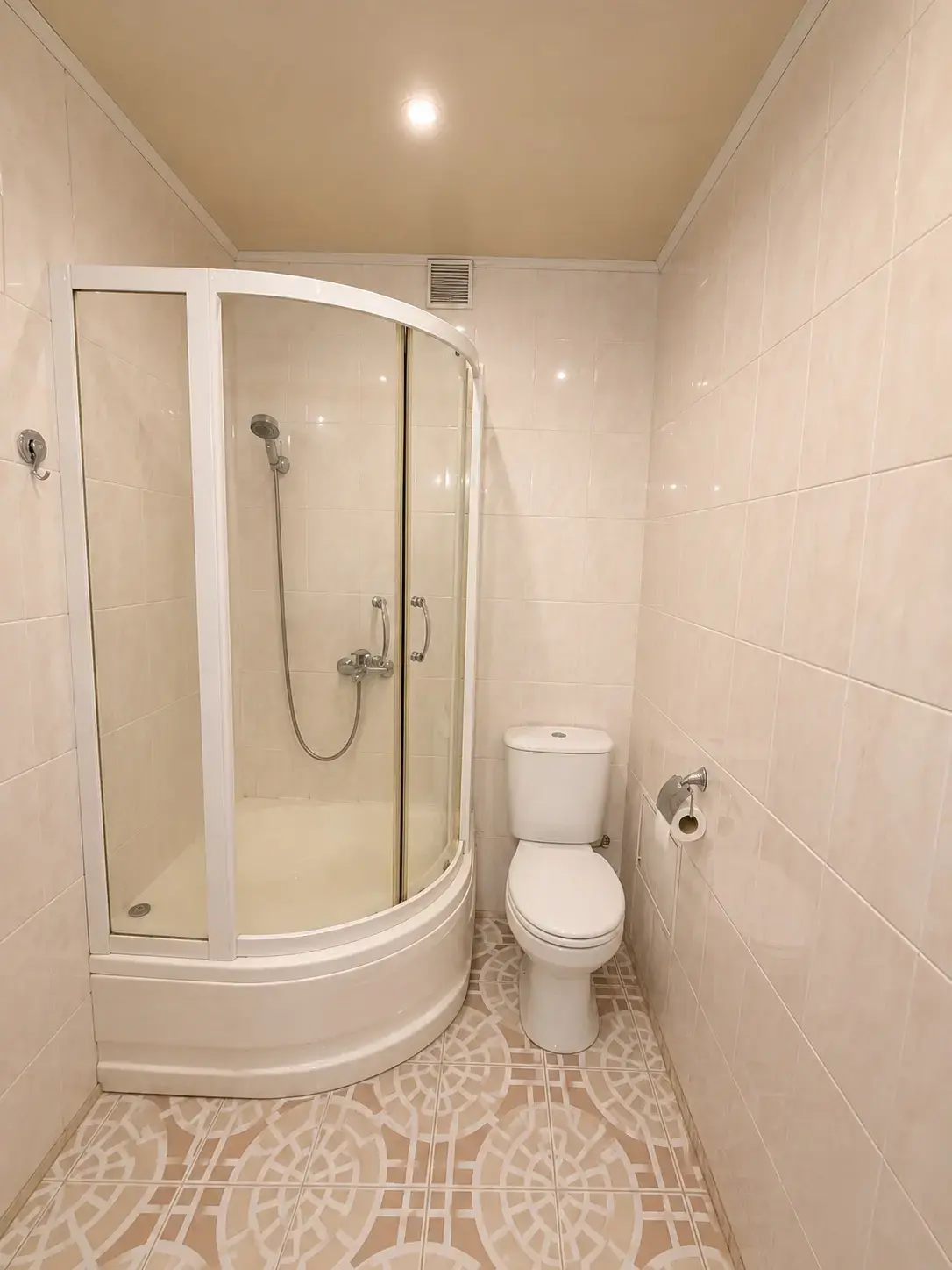 Продаж 3 кімнатної квартири з меблями ,Левада