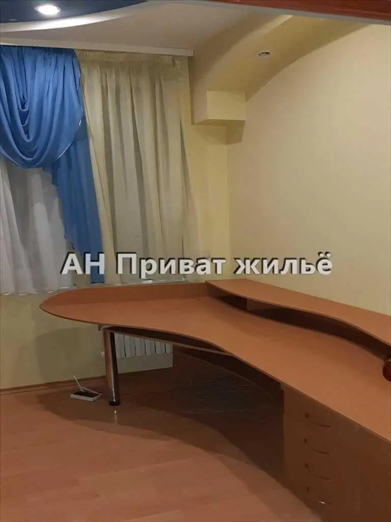 Продаж квартири на Алмазному