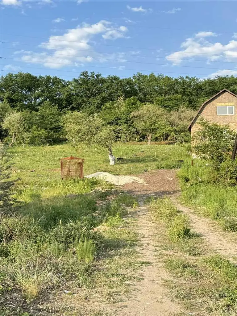 Земельна ділянка по вул.Лугова! 