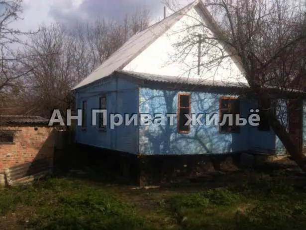 Окремий будинок у районі Очеретянки з окремим двором