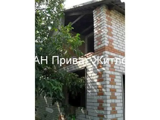 Дача без внутрішніх робіт в Жуках.