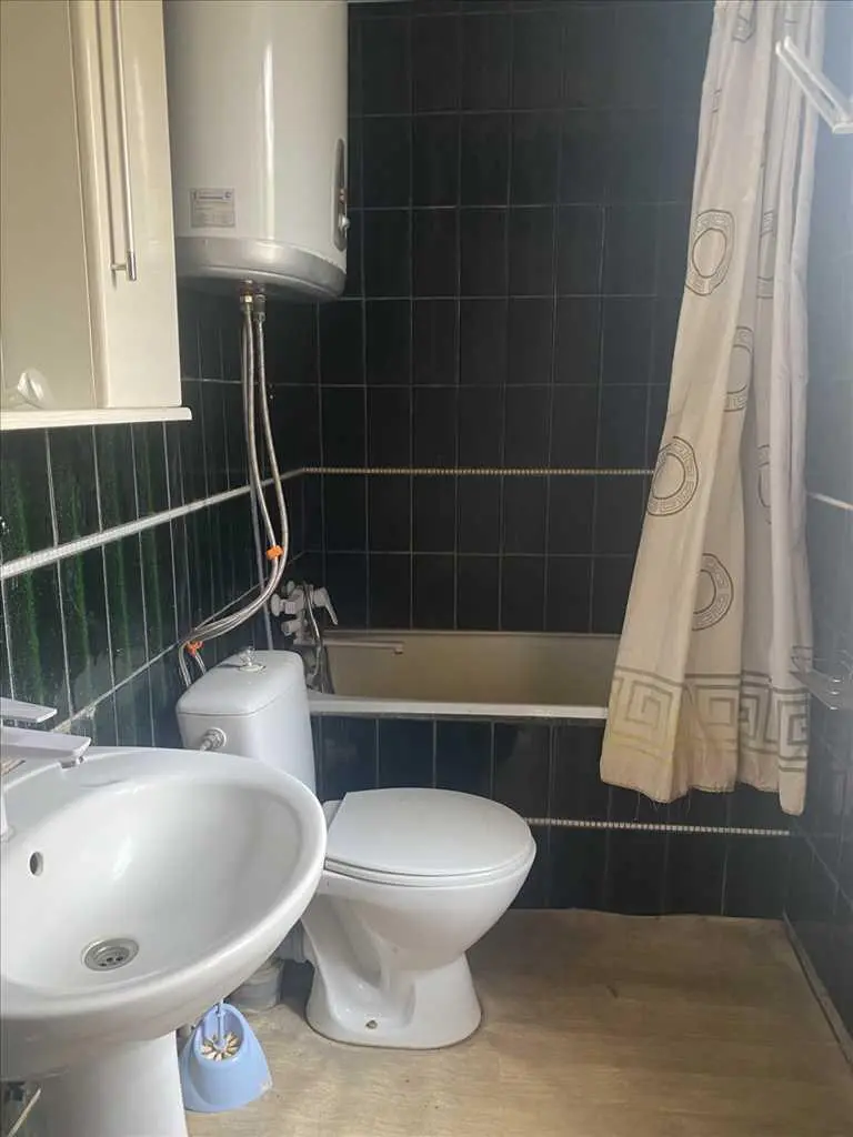 Продається чудова дача-будинок на Вороніна, вул. Медова!