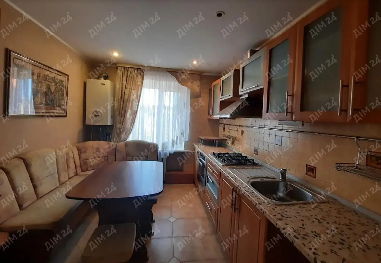 Три кімнати з двома балконами - шукаєте простір? Він тут! 