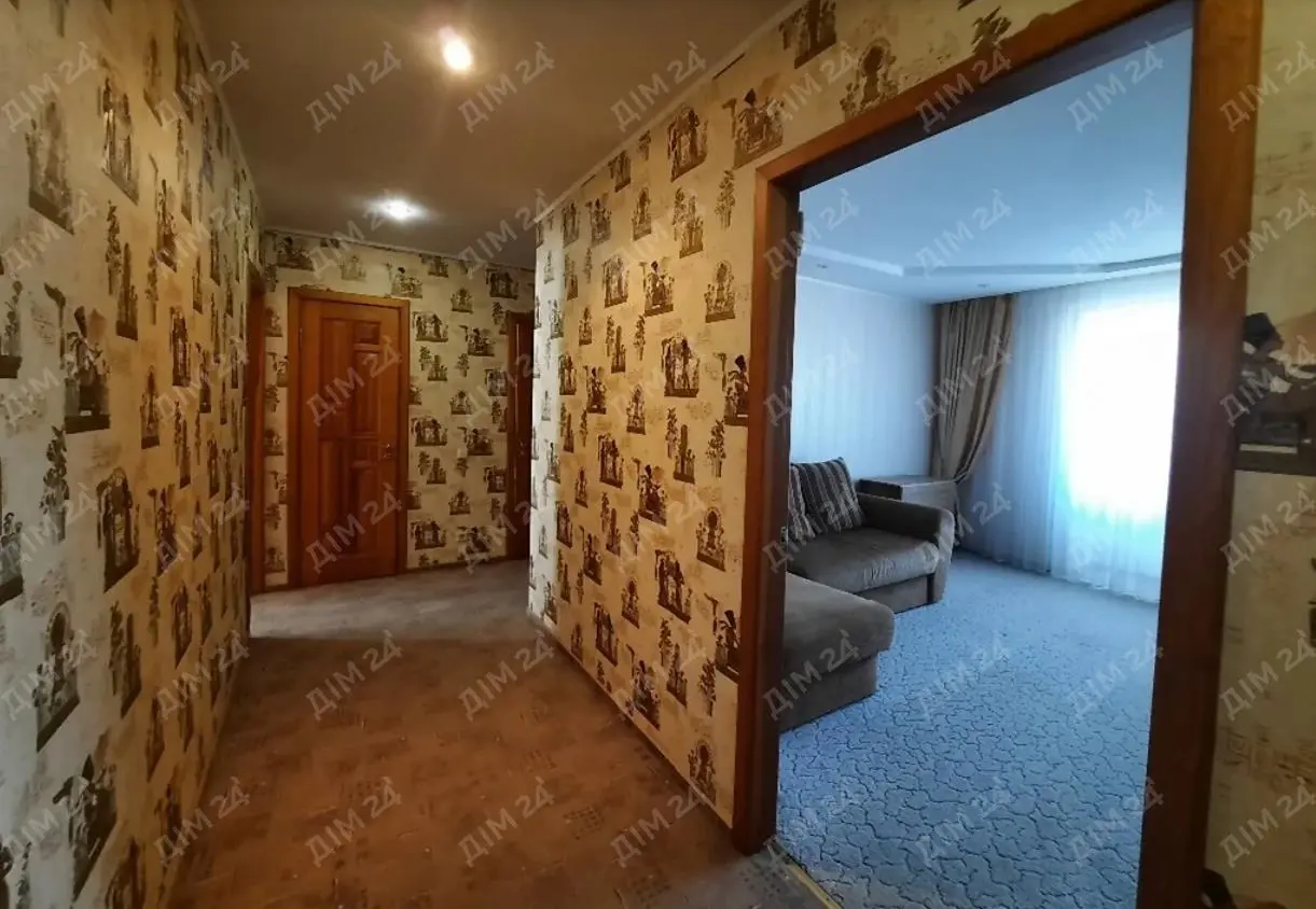 Три кімнати з двома балконами - шукаєте простір? Він тут! 